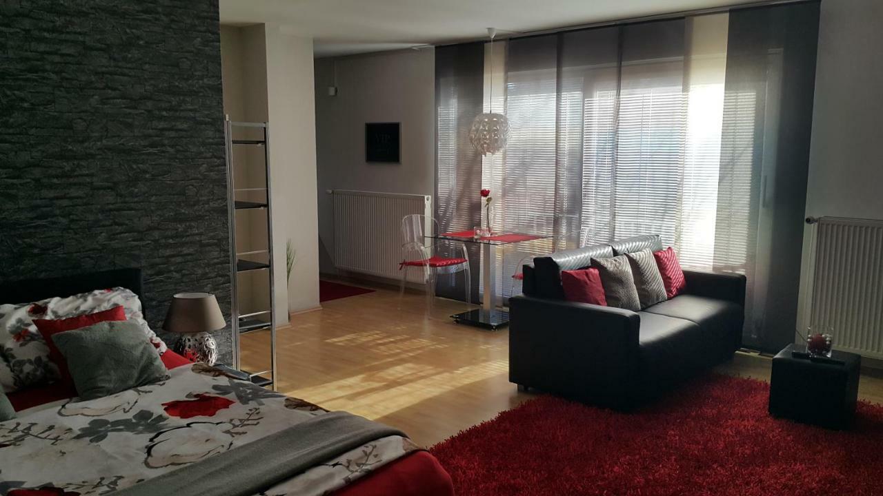Apartment Rosy リュブリャナ エクステリア 写真